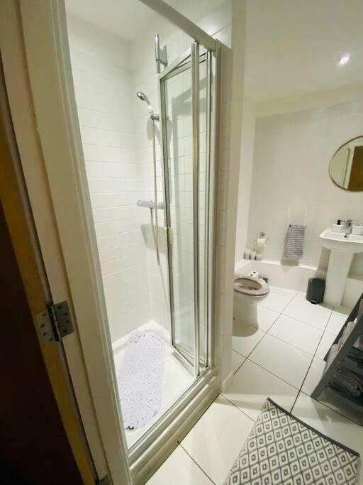 Liverpool City Centre Modern Apartment Fits 6 People Bagian luar foto