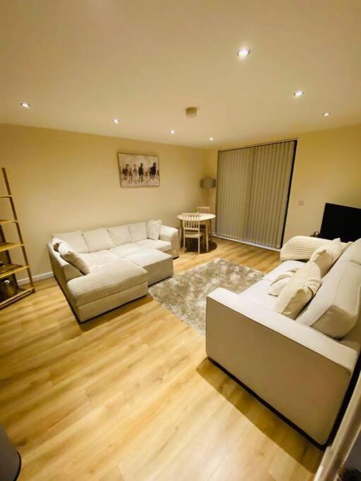 Liverpool City Centre Modern Apartment Fits 6 People Bagian luar foto