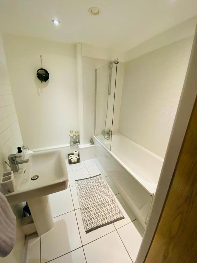 Liverpool City Centre Modern Apartment Fits 6 People Bagian luar foto